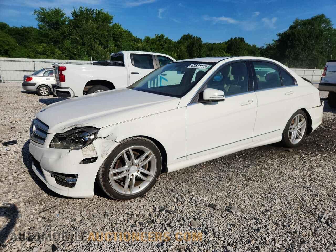 WDDGF4HB9DA773050 MERCEDES-BENZ C-CLASS 2013