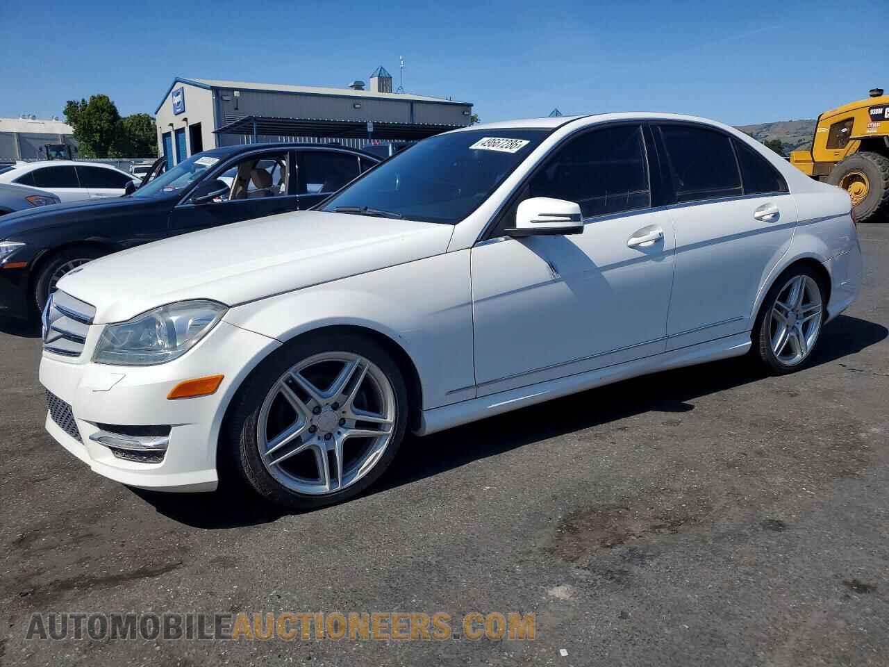 WDDGF4HB9DA779219 MERCEDES-BENZ C-CLASS 2013