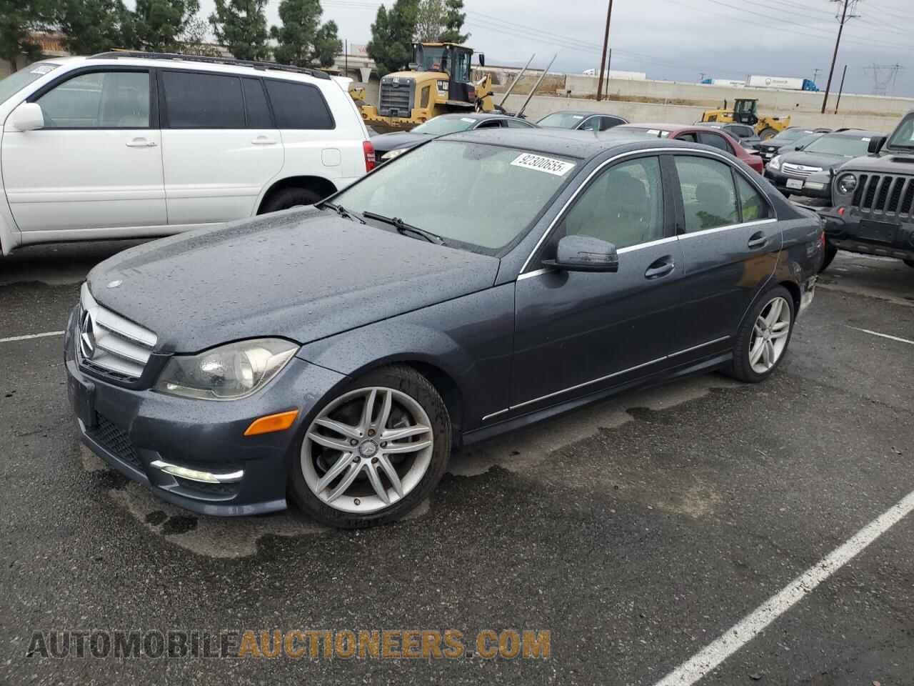 WDDGF4HB9DA784601 MERCEDES-BENZ C-CLASS 2013
