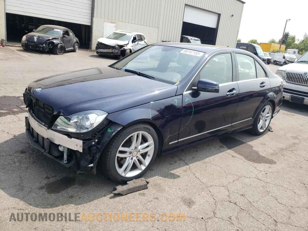 WDDGF4HB9DA785912 MERCEDES-BENZ C-CLASS 2013