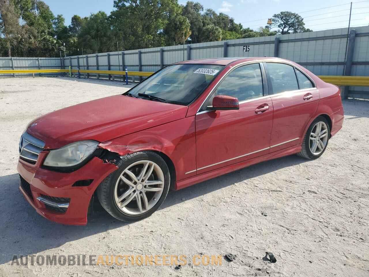 WDDGF4HB9DA806032 MERCEDES-BENZ C-CLASS 2013