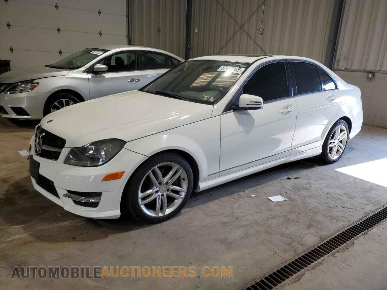 WDDGF4HB9DA831139 MERCEDES-BENZ C-CLASS 2013