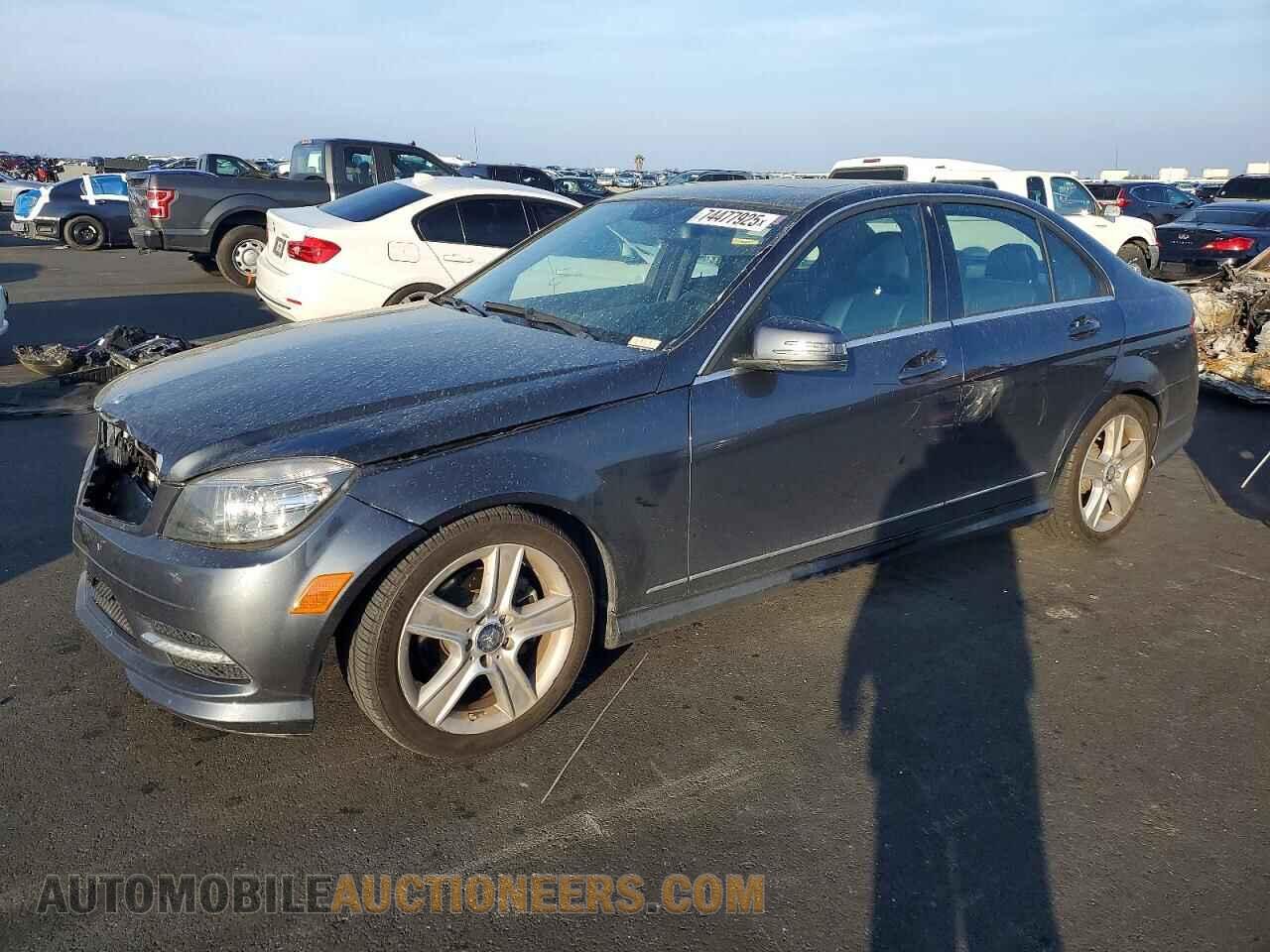 WDDGF5EB5BA459113 MERCEDES-BENZ C-CLASS 2011