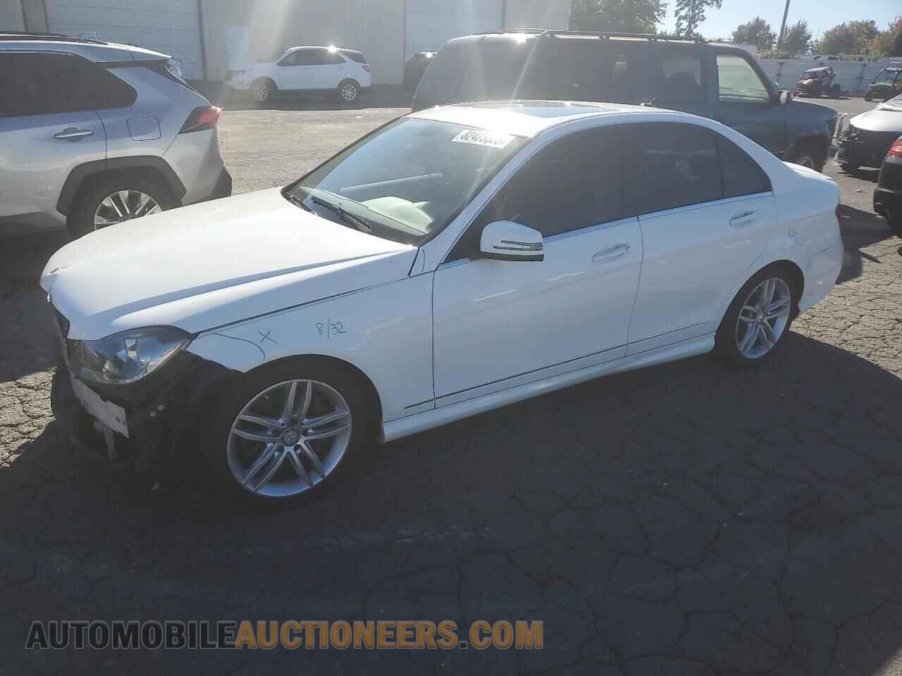 WDDGF8AB2DR281155 MERCEDES-BENZ C-CLASS 2013