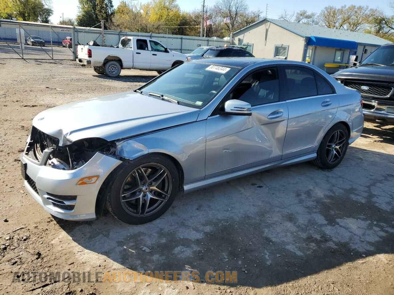 WDDGF8AB9DA756931 MERCEDES-BENZ C-CLASS 2013