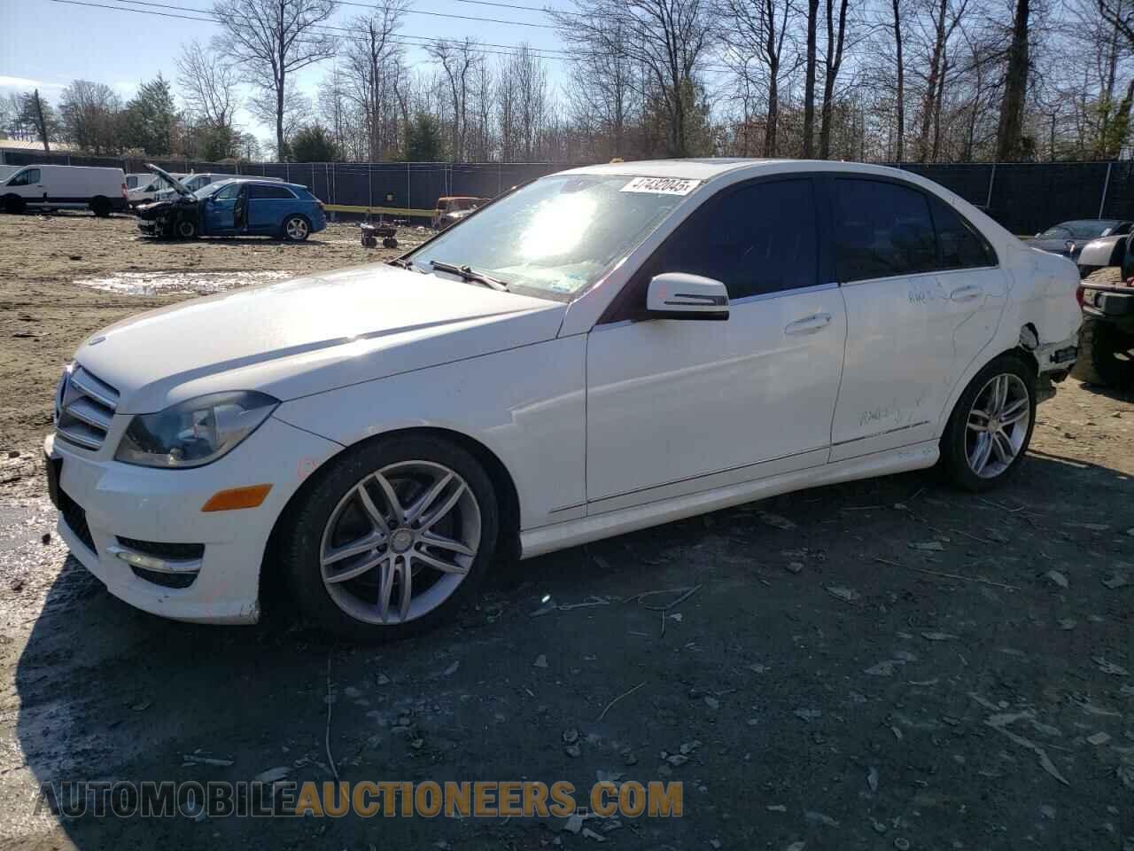 WDDGF8AB9DA780596 MERCEDES-BENZ C-CLASS 2013