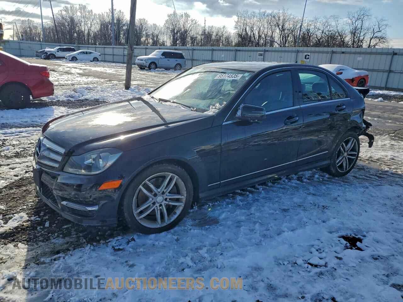 WDDGF8AB9DA819168 MERCEDES-BENZ C-CLASS 2013