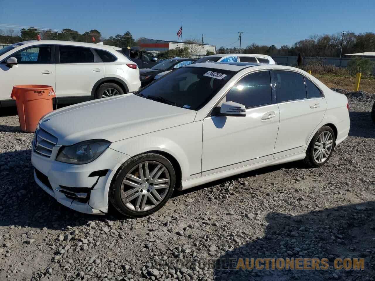 WDDGF8AB9DA821812 MERCEDES-BENZ C-CLASS 2013