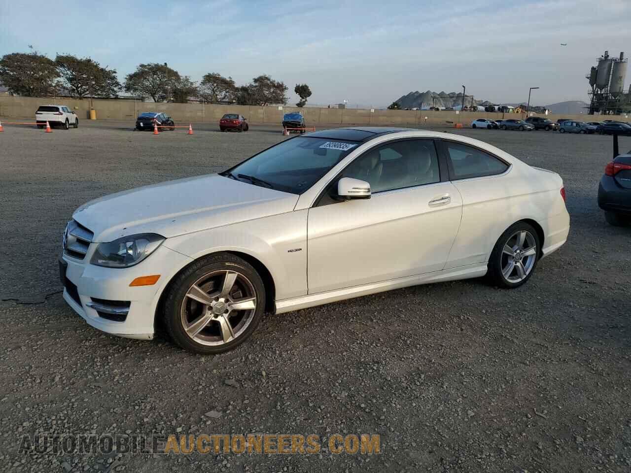 WDDGJ4HB2CF891795 MERCEDES-BENZ C-CLASS 2012