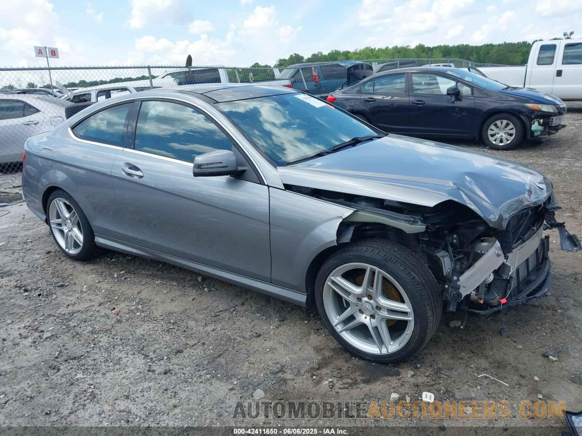 WDDGJ4HB3DF944912 MERCEDES-BENZ C 250 2013