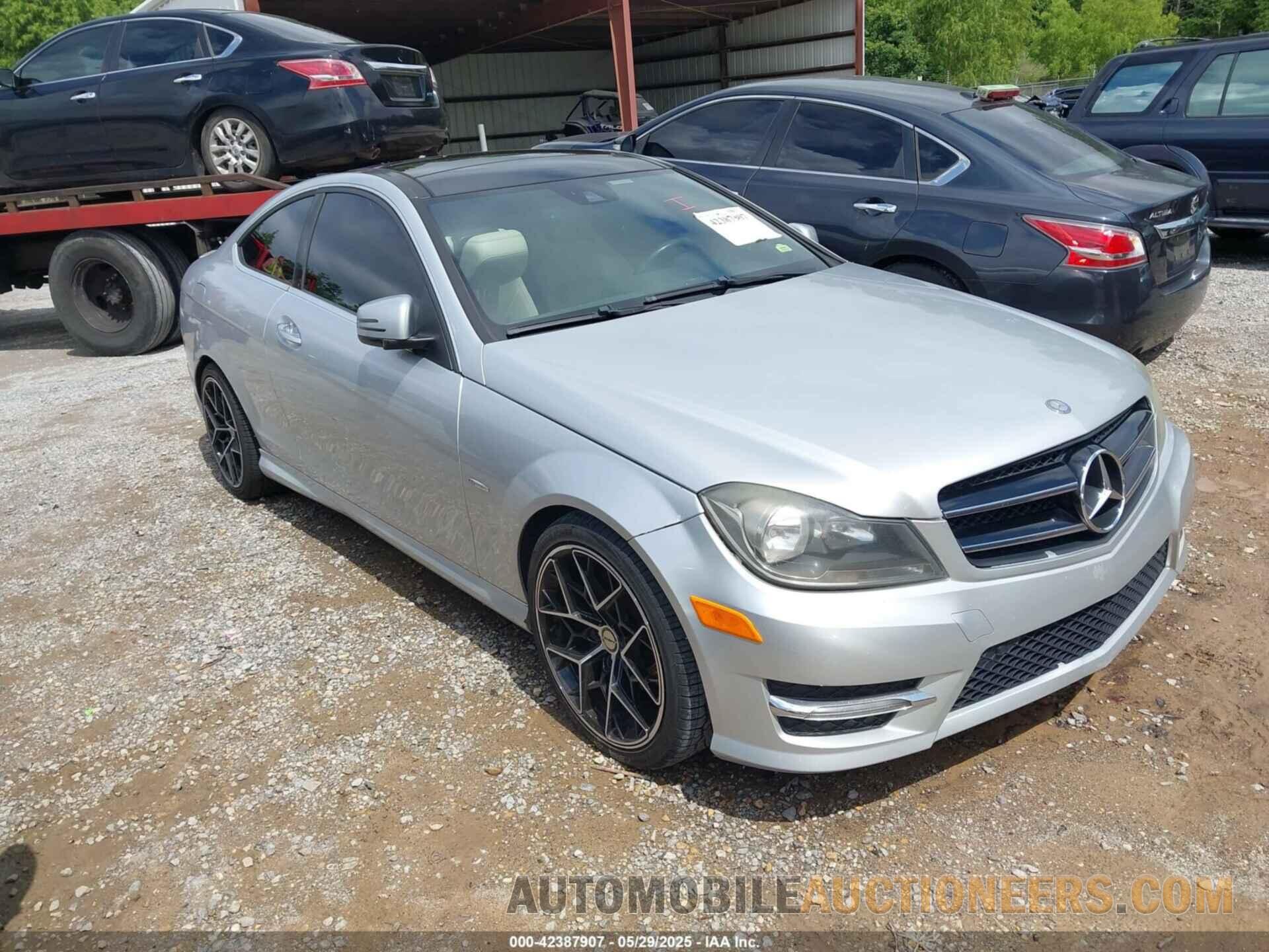 WDDGJ5HB6CF782553 MERCEDES-BENZ C 350 2012