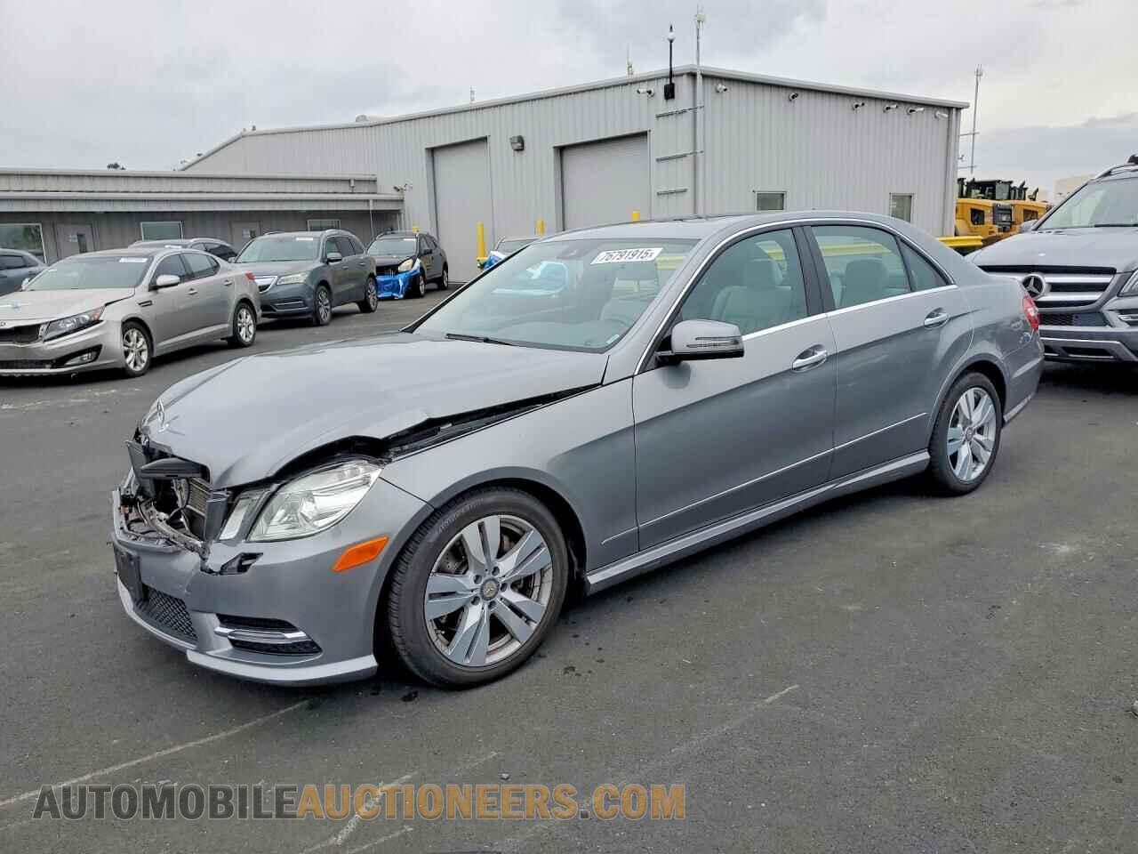 WDDHF2EB2DA720686 MERCEDES-BENZ E-CLASS 2013