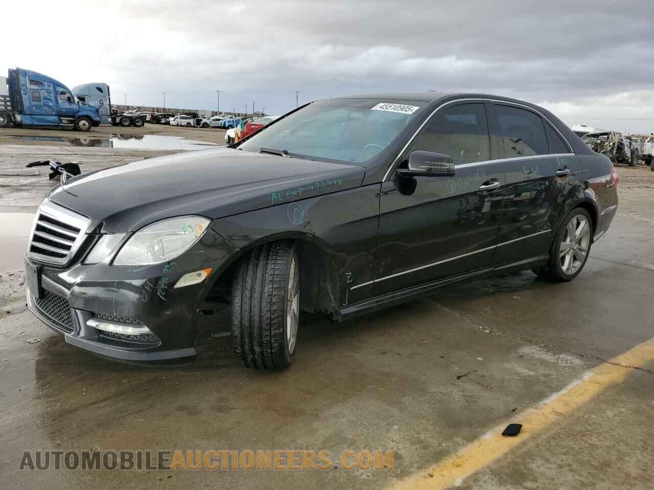 WDDHF5KB4DA718377 MERCEDES-BENZ E-CLASS 2013