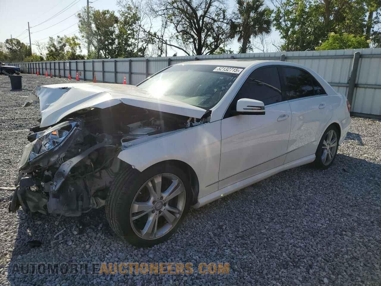 WDDHF5KB4DA725913 MERCEDES-BENZ E-CLASS 2013