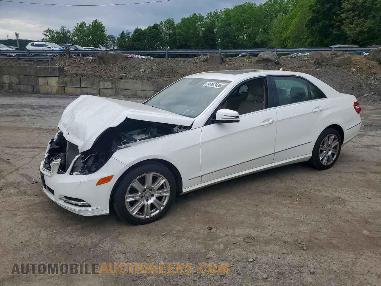 WDDHF8JB8DA679151 MERCEDES-BENZ E-CLASS 2013