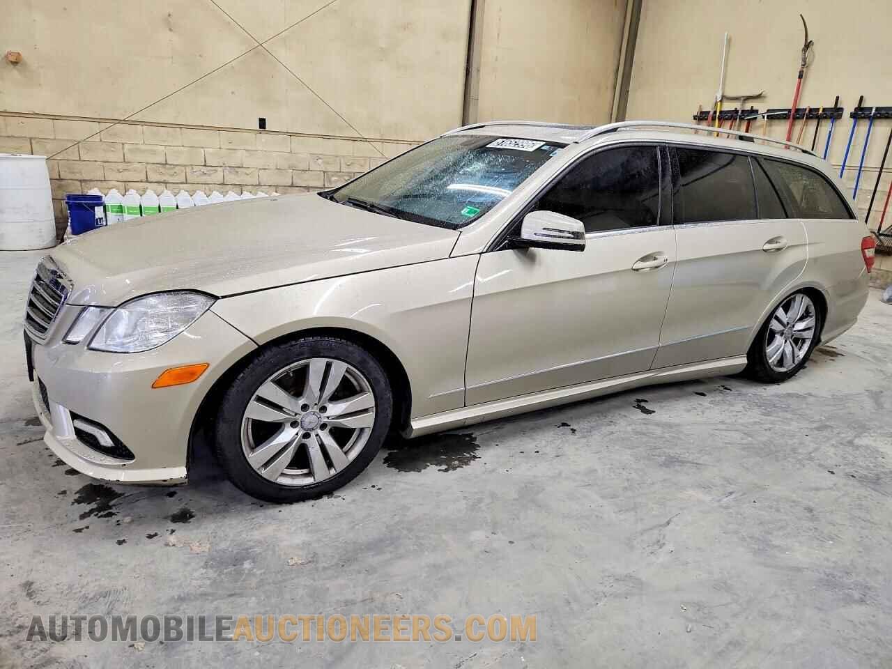 WDDHH8HB2BA453703 MERCEDES-BENZ E-CLASS 2011