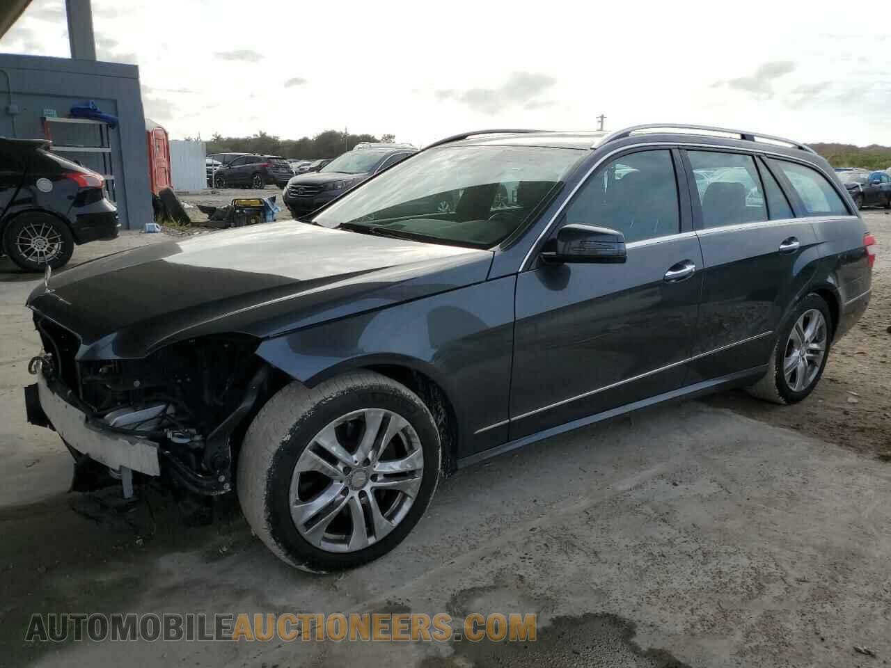 WDDHH8HB7BA220884 MERCEDES-BENZ E-CLASS 2011
