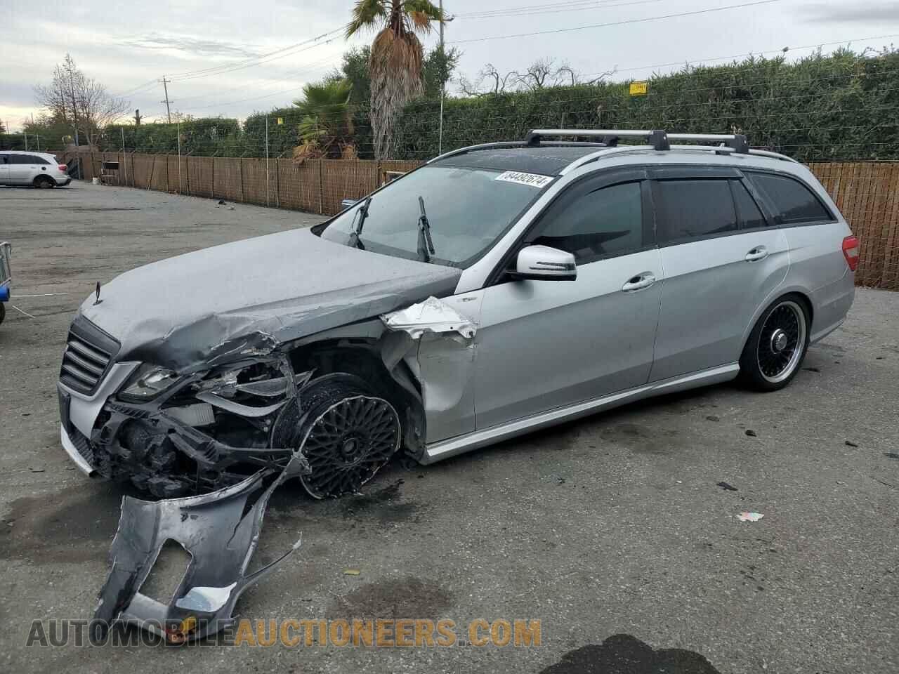 WDDHH8HB8BA351807 MERCEDES-BENZ E-CLASS 2011