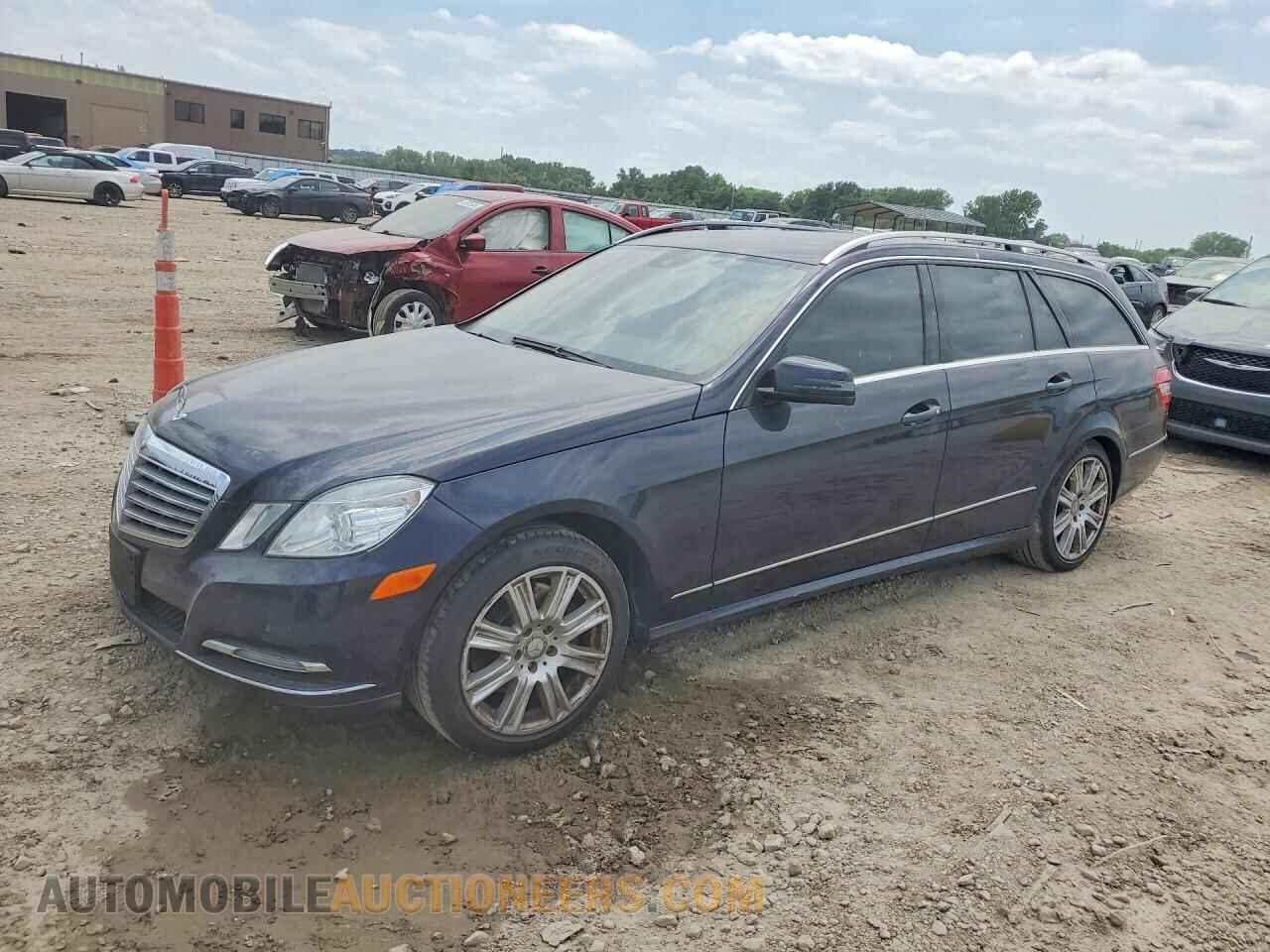 WDDHH8JB1DA666607 MERCEDES-BENZ E-CLASS 2013