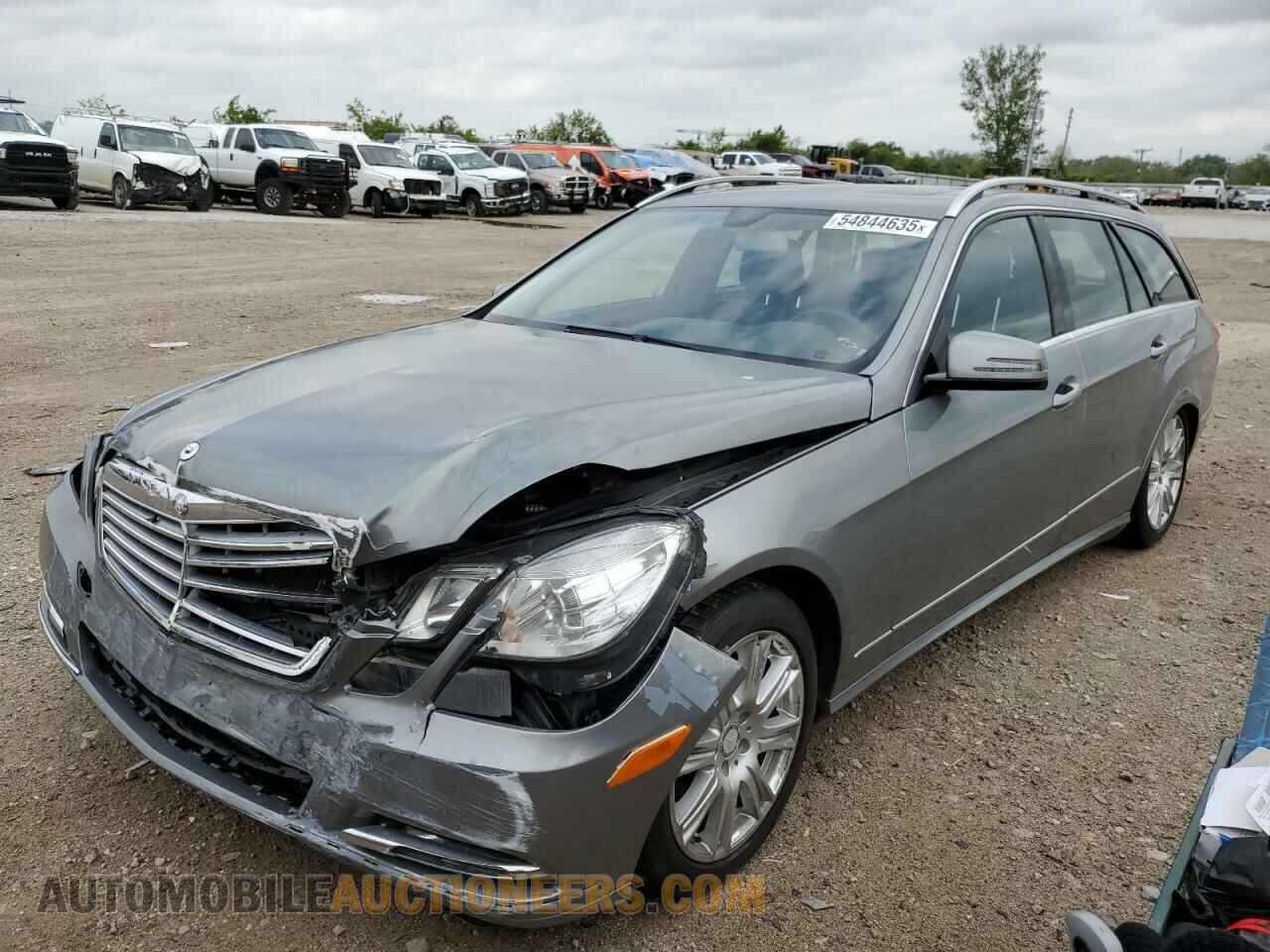 WDDHH8JBXDA695250 MERCEDES-BENZ E-CLASS 2013