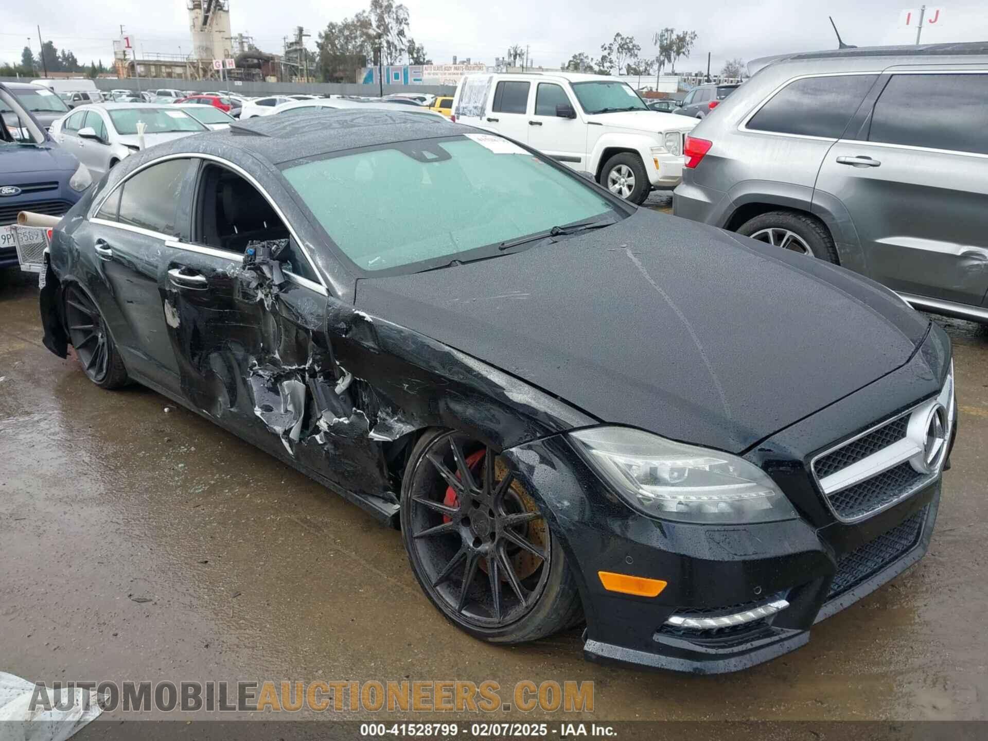 WDDLJ7DB9DA085456 MERCEDES-BENZ CLS 550 2013