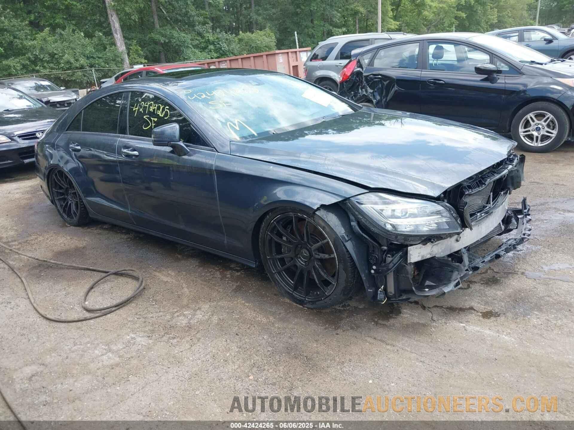 WDDLJ9BB5DA065591 MERCEDES-BENZ CLS 550 2013