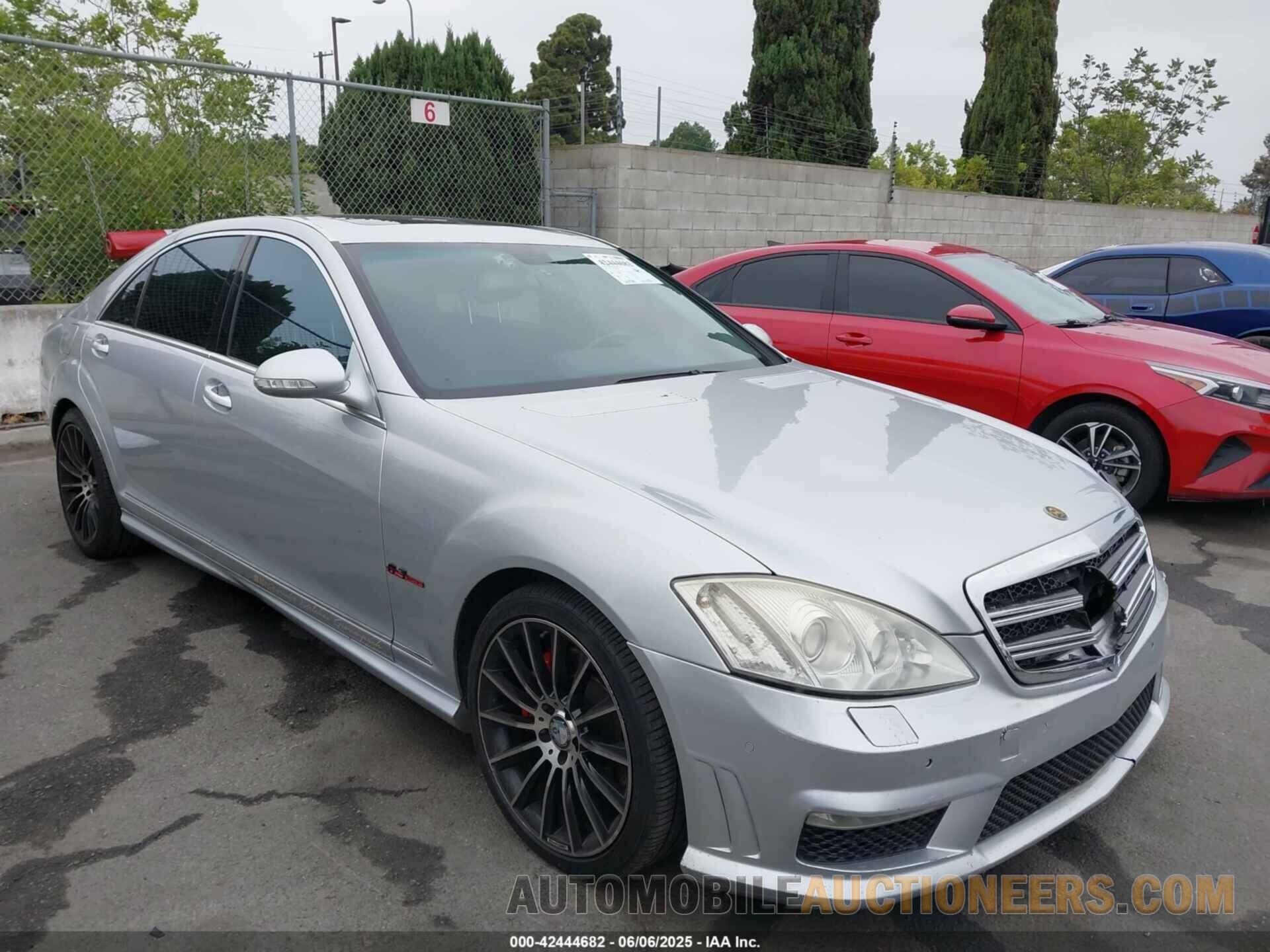 WDDNG71X28A233668 MERCEDES-BENZ S 550 2008
