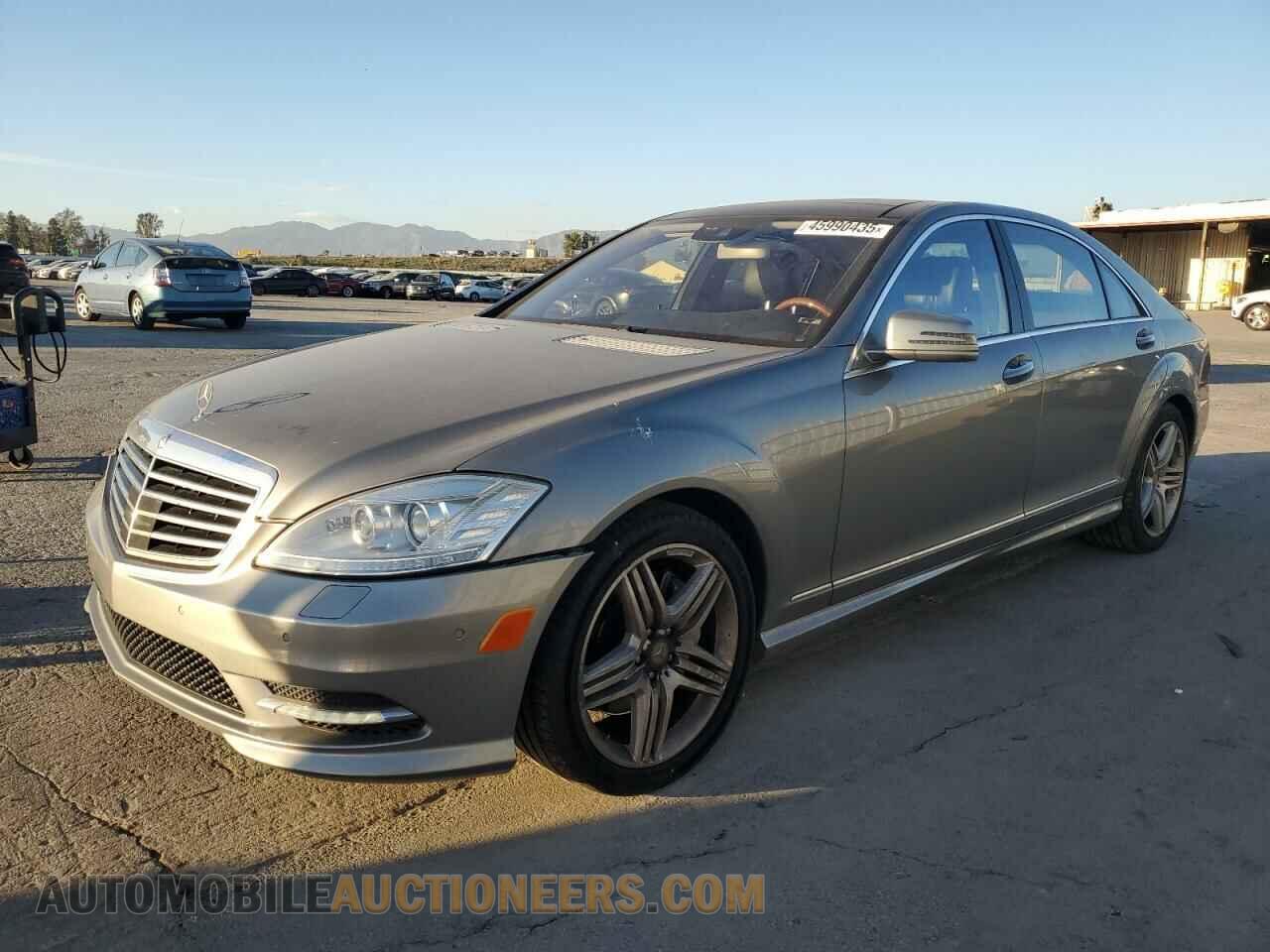WDDNG7DB9DA519723 MERCEDES-BENZ S-CLASS 2013