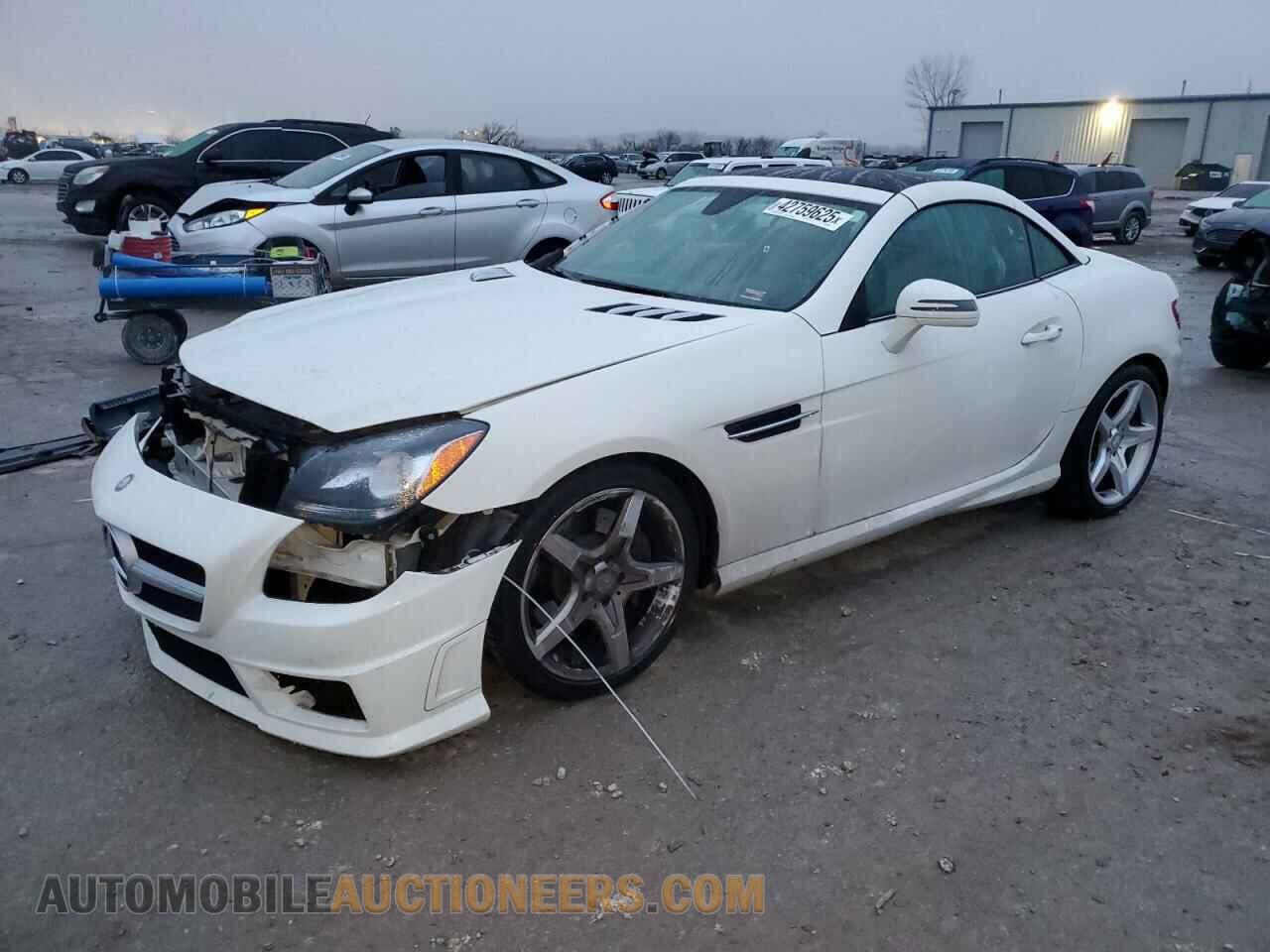 WDDPK5HA7CF026962 MERCEDES-BENZ SLK-CLASS 2012