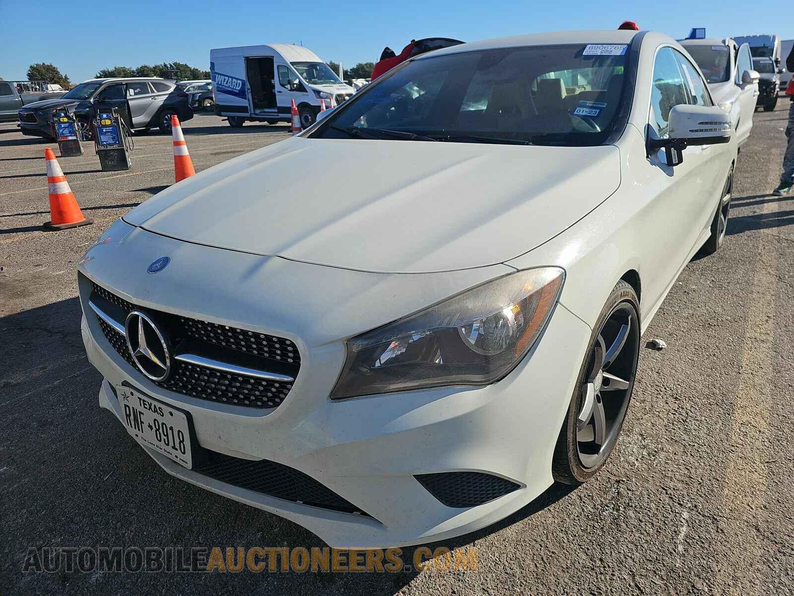 WDDSJ4EB1FN192585 Mercedes-Benz CLA 2015