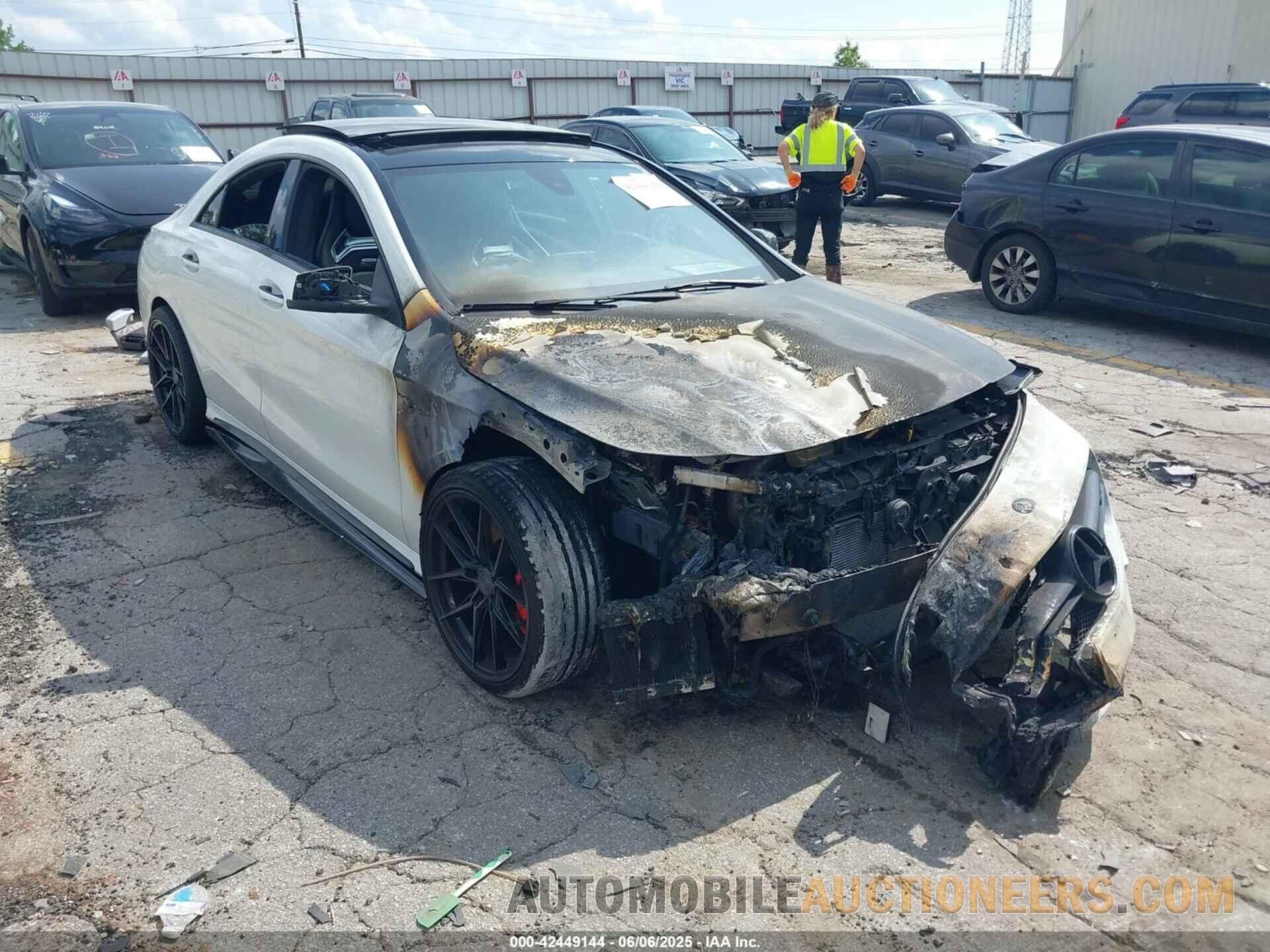 WDDSJ5CB8FN177980 MERCEDES-BENZ CLA 45 AMG 2015