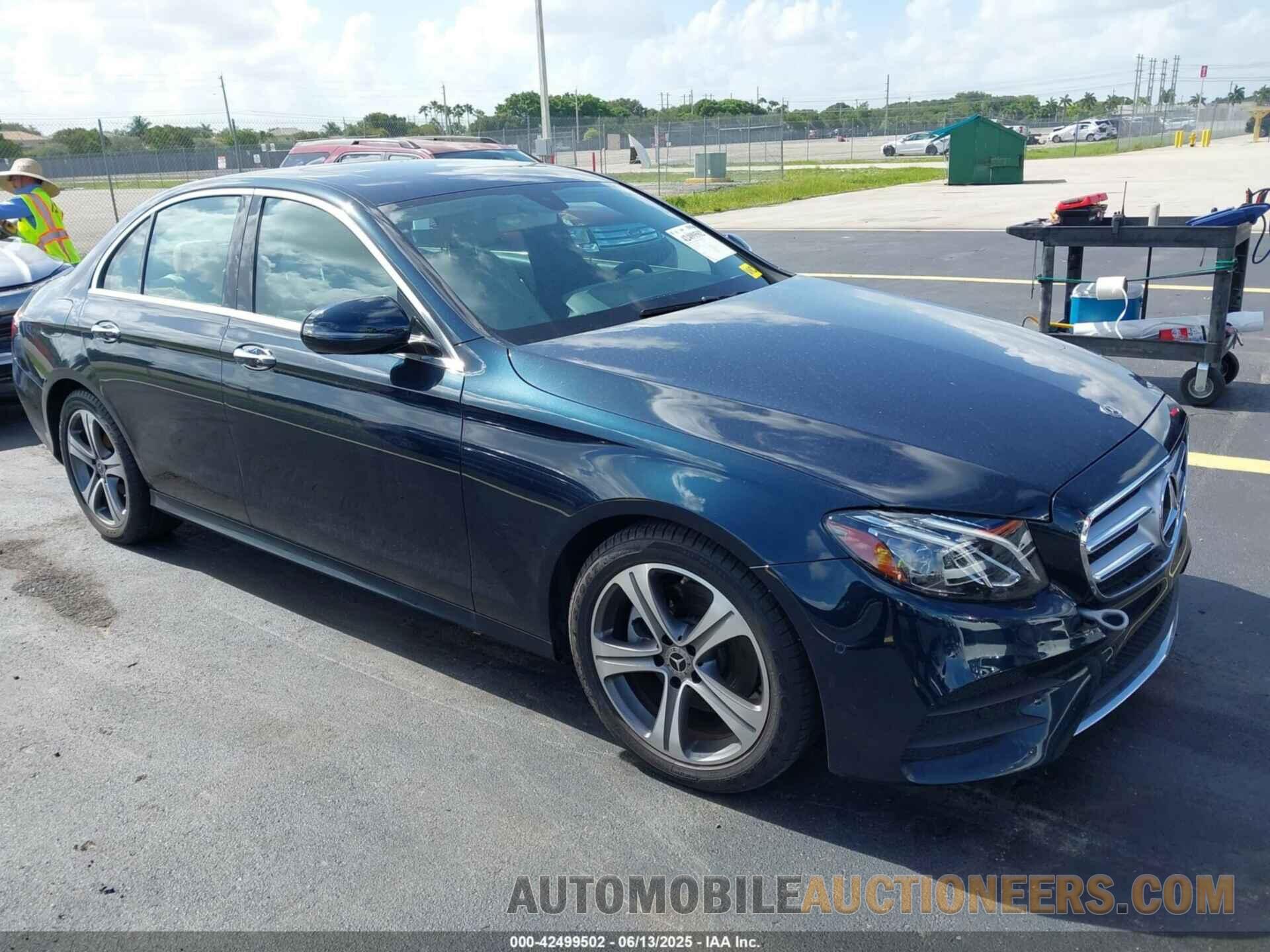WDDZF4JB2JA460520 MERCEDES-BENZ E 300 2018