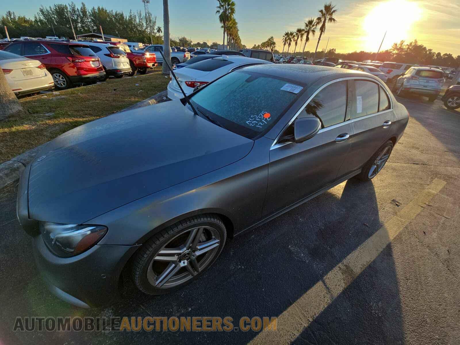 WDDZF4JB3HA291375 Mercedes-Benz E 300 2017