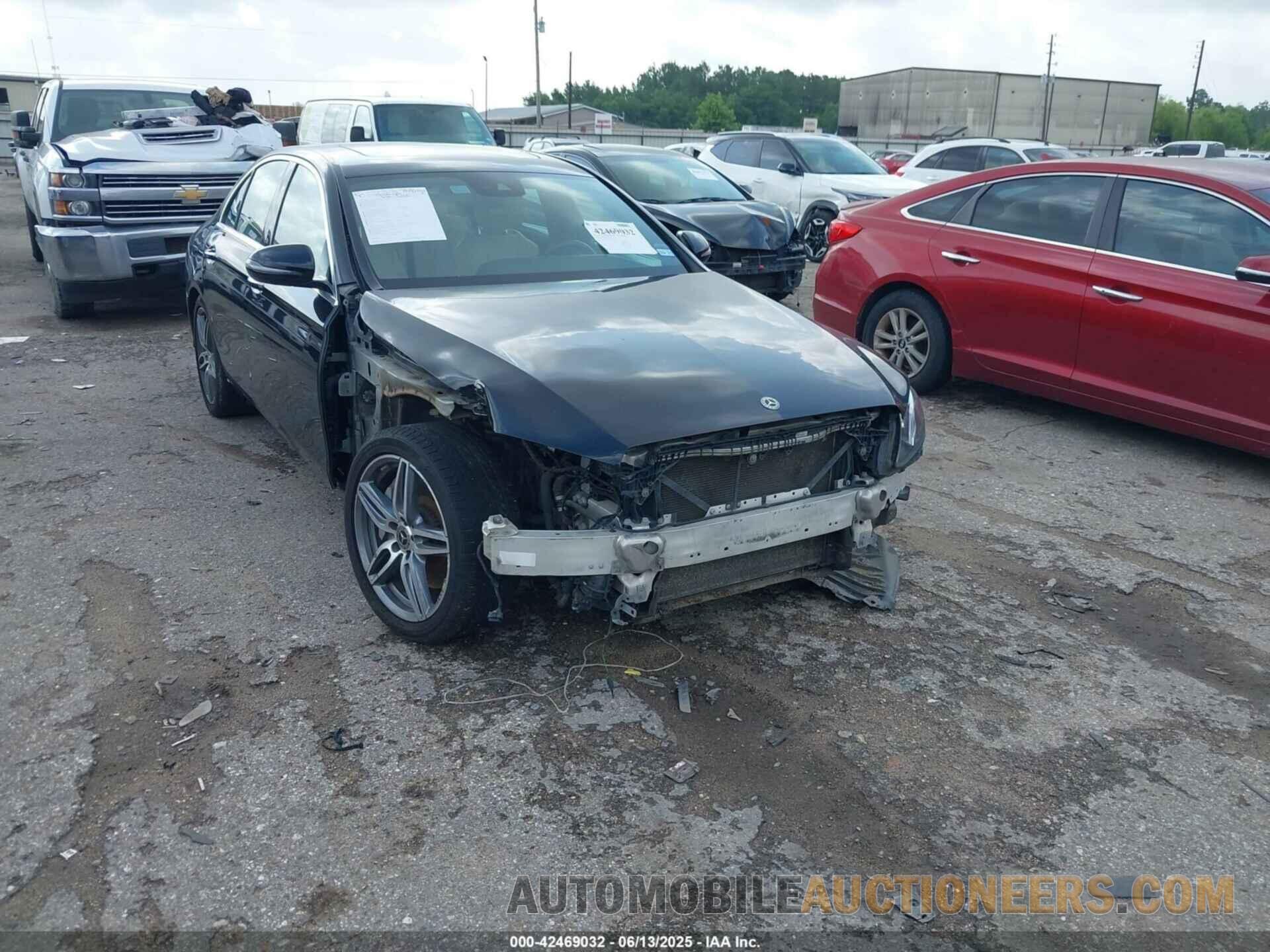WDDZF4JB5JA452072 MERCEDES-BENZ E 300 2018