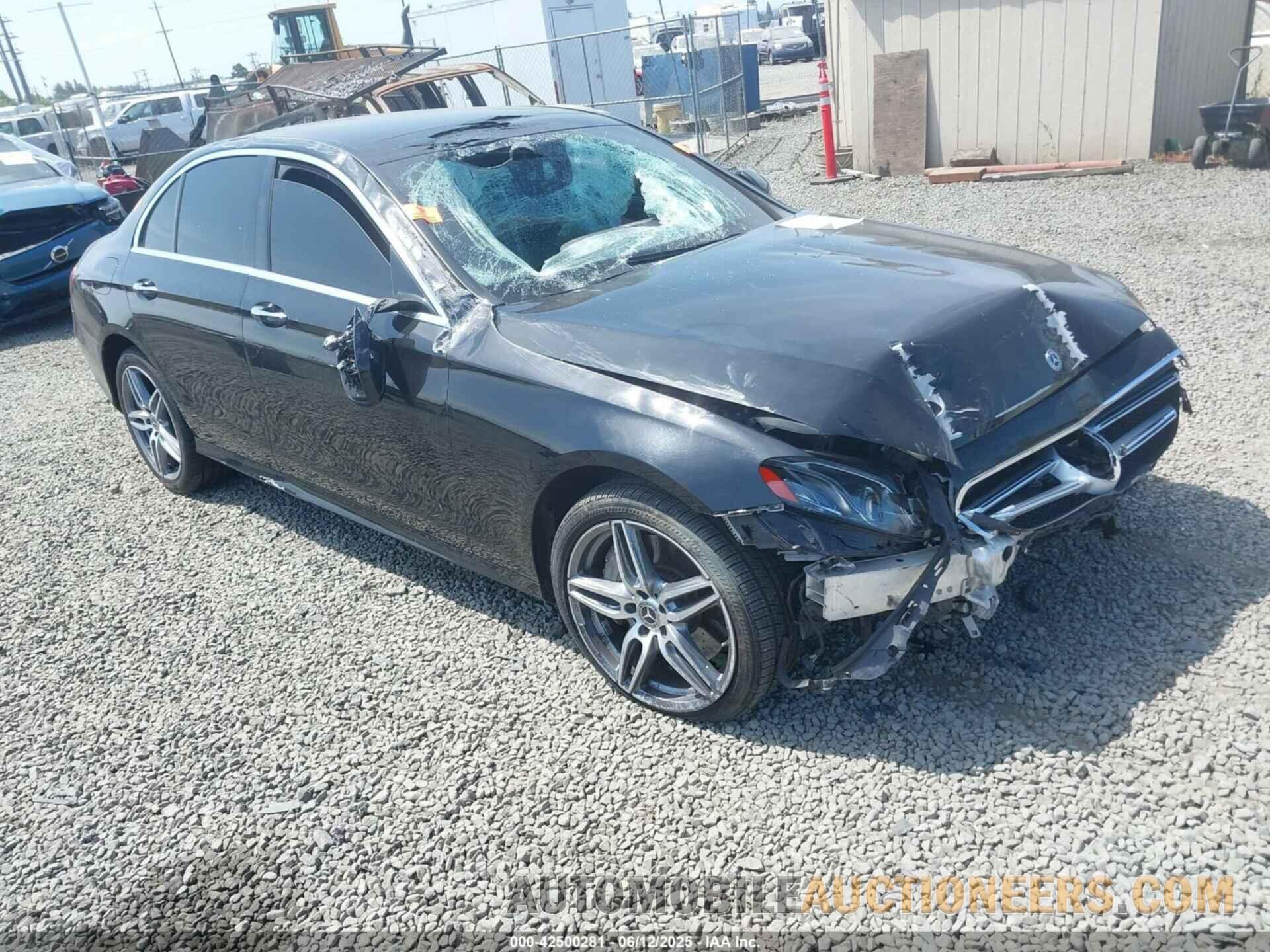 WDDZF4JB7KA577172 MERCEDES-BENZ E 300 2019
