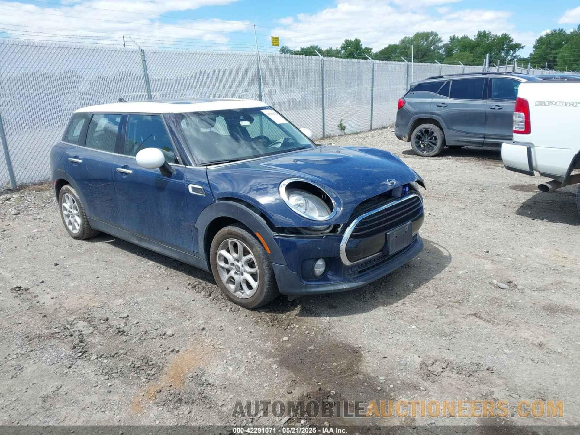 WMWLN5C56G2B28003 MINI CLUBMAN 2016