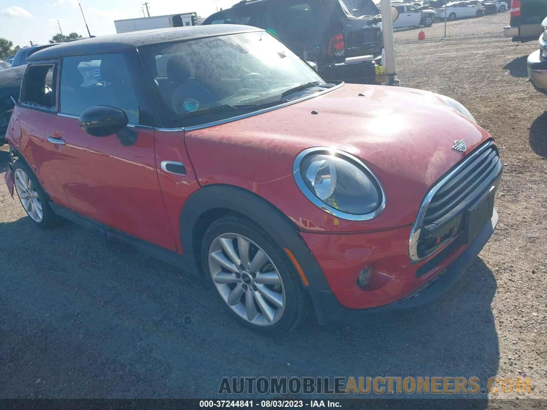 WMWXR3C07M2N32063 MINI COOPER 2021
