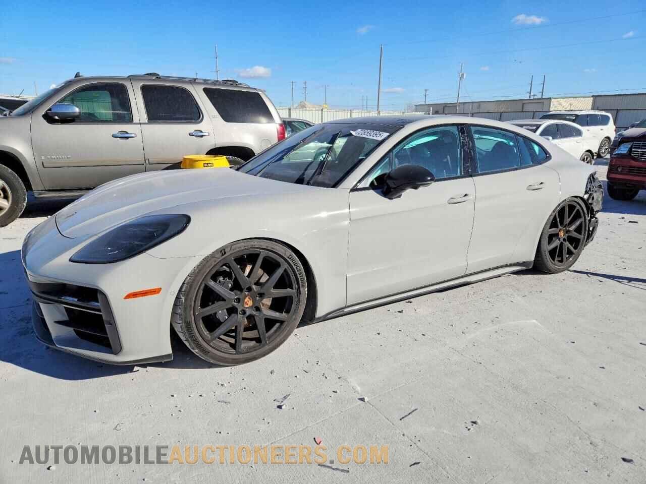 WP0AA2YA3SL010887 PORSCHE PANAMERA 2025