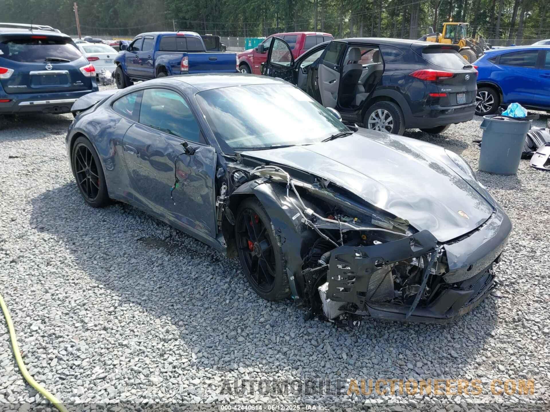 WP0AB2A93SS225589 PORSCHE 911 2025