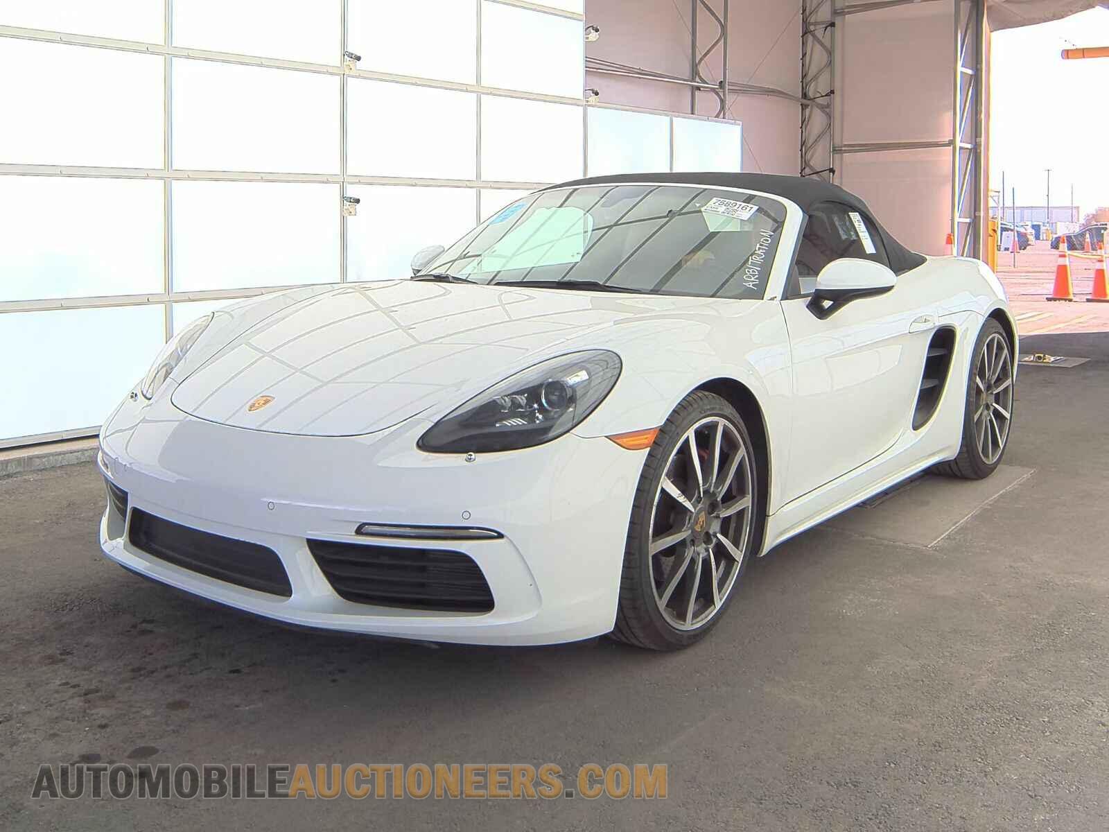 WP0CB2A89JS228592 Porsche 718 Boxster 2018