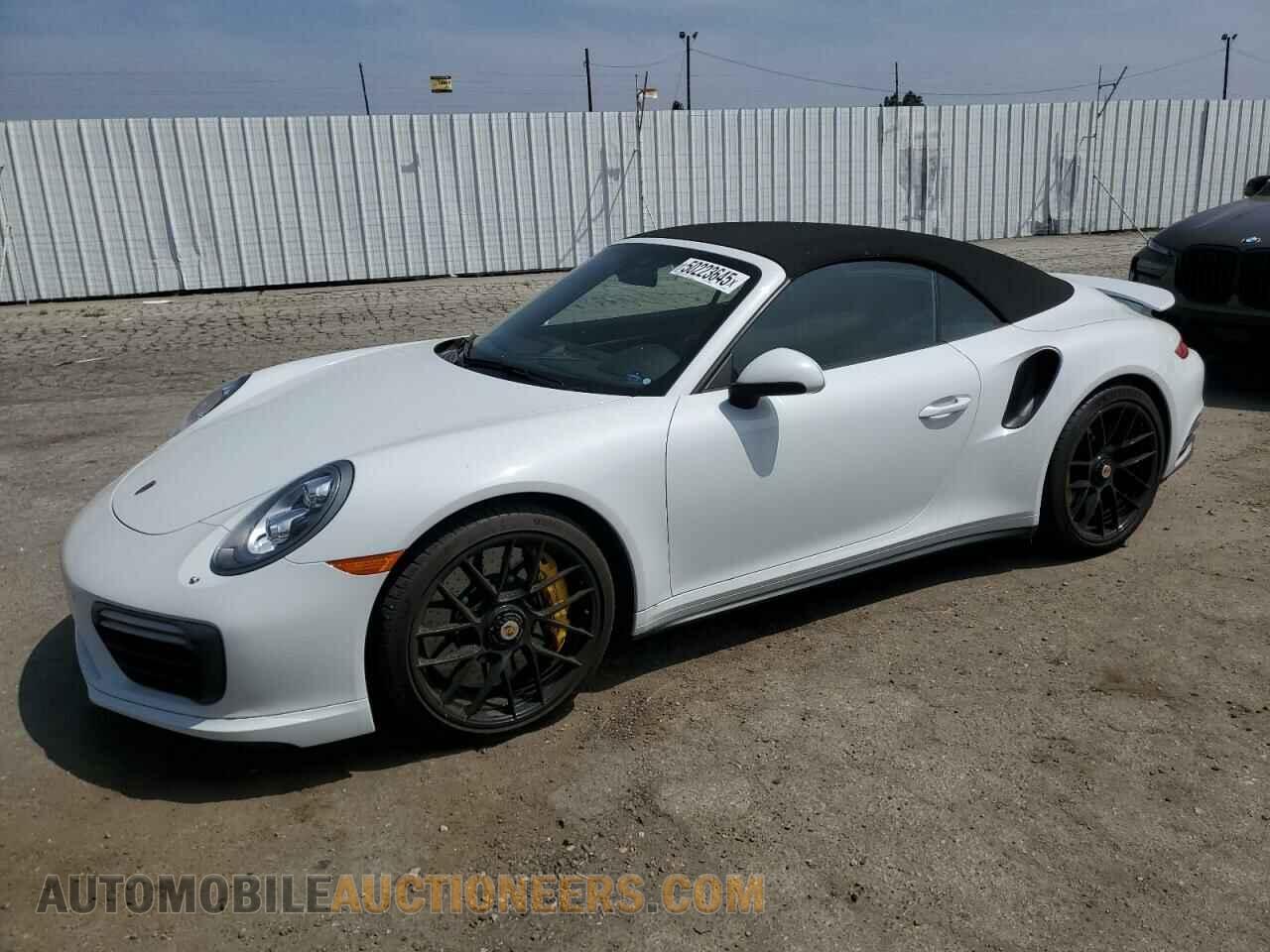 WP0CD2A95JS162366 PORSCHE 911 2018