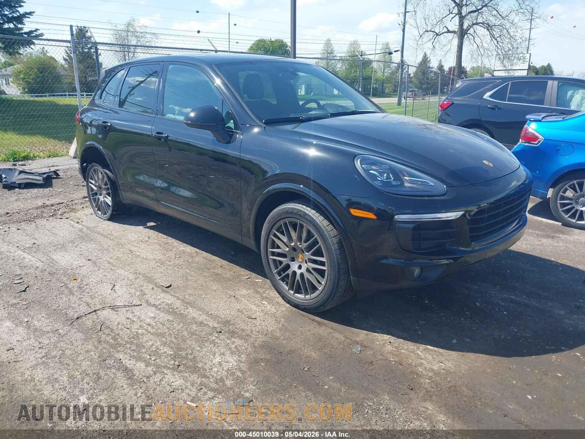 WP1AA2A20HKA81576 PORSCHE CAYENNE 2017