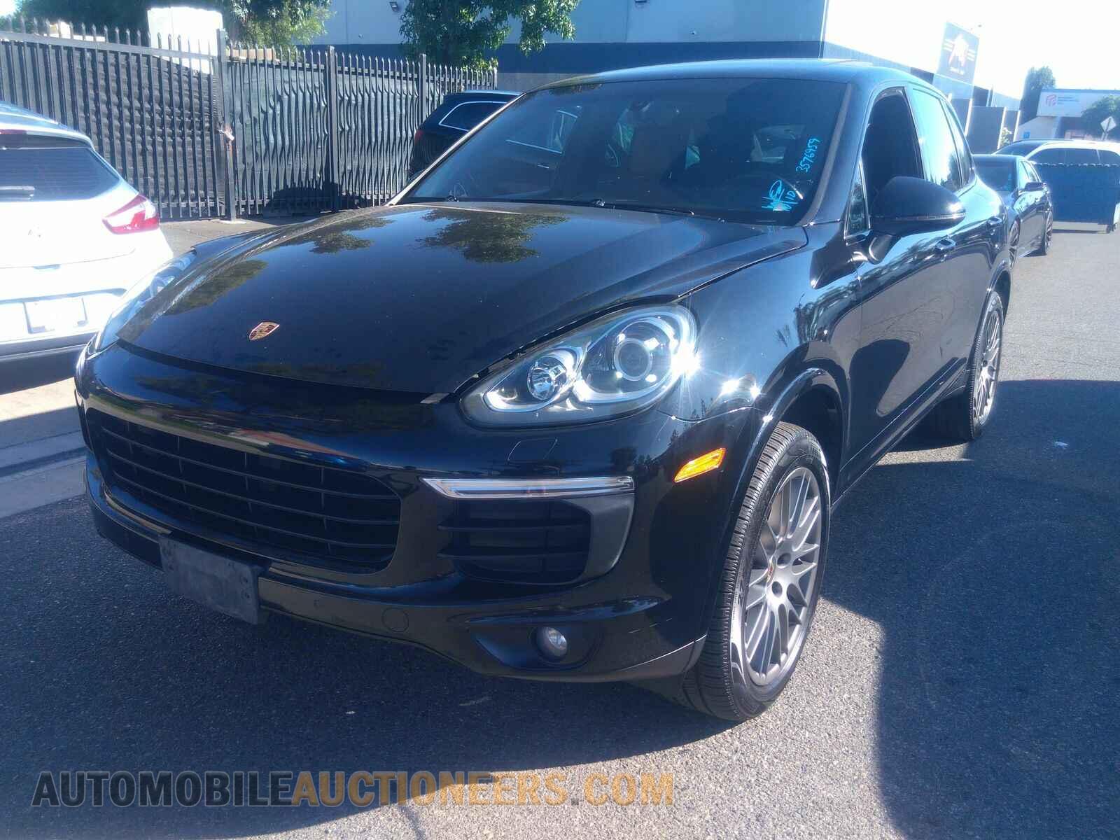 WP1AA2A23HKA82995 Porsche Cayenne 2017