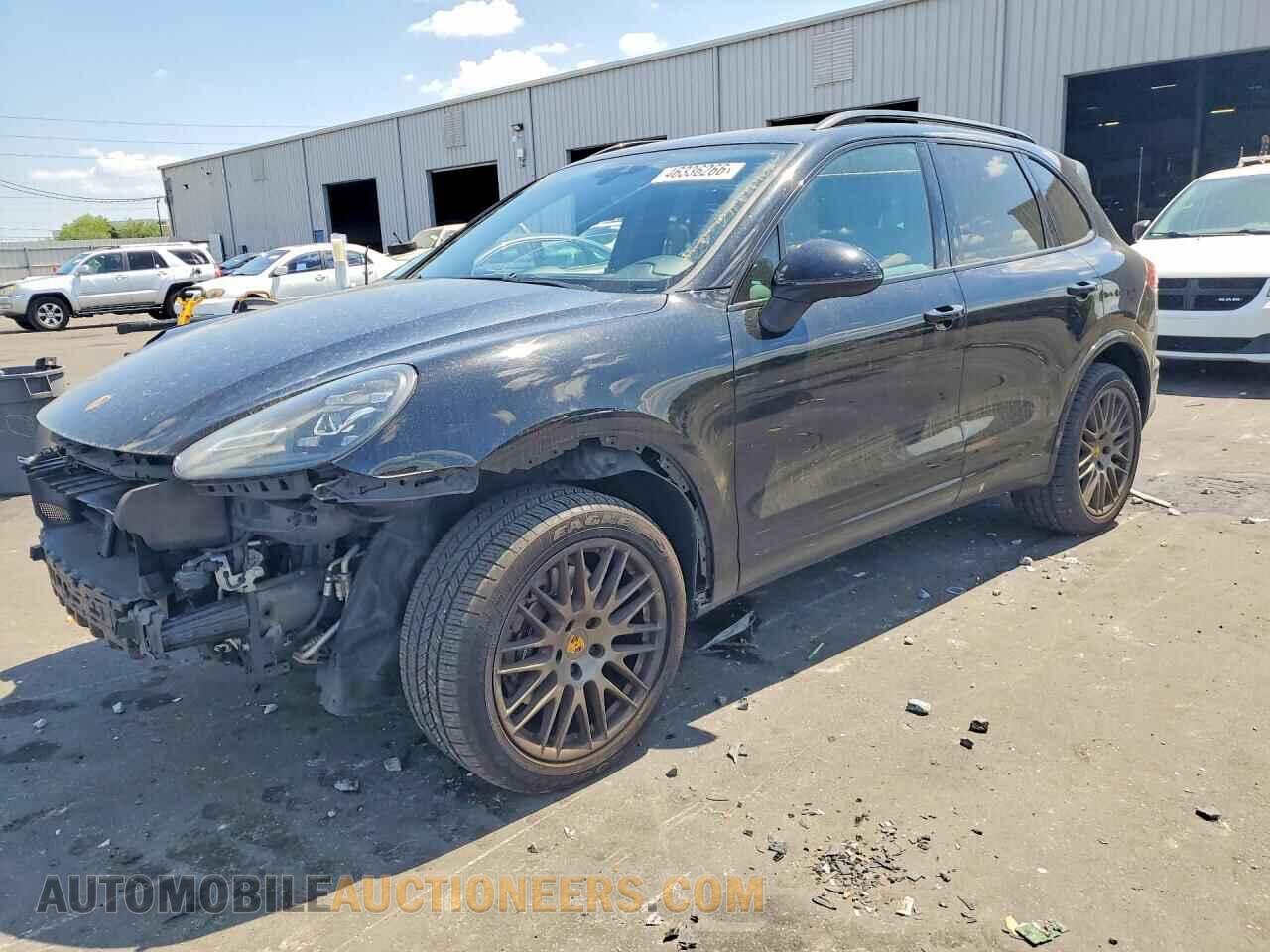 WP1AA2A29HKA83875 PORSCHE CAYENNE 2017