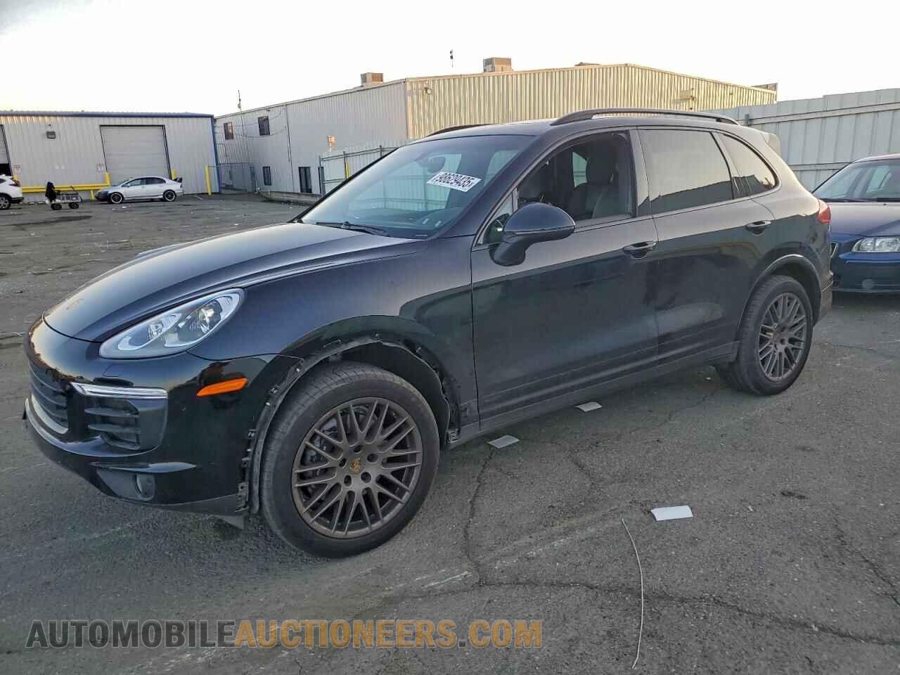 WP1AA2A29HKA86985 PORSCHE CAYENNE 2017
