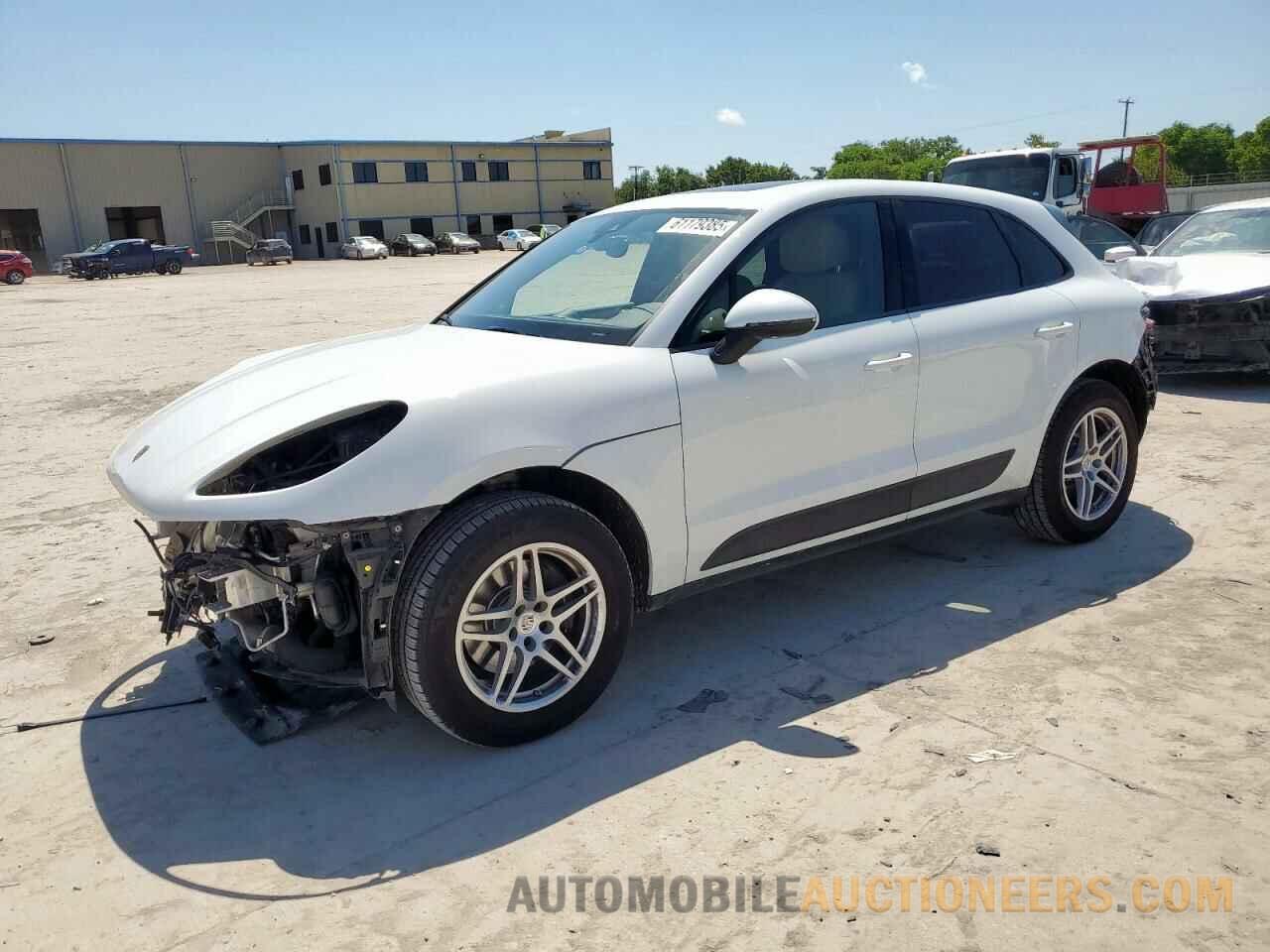WP1AA2A58JLB07514 PORSCHE MACAN 2018
