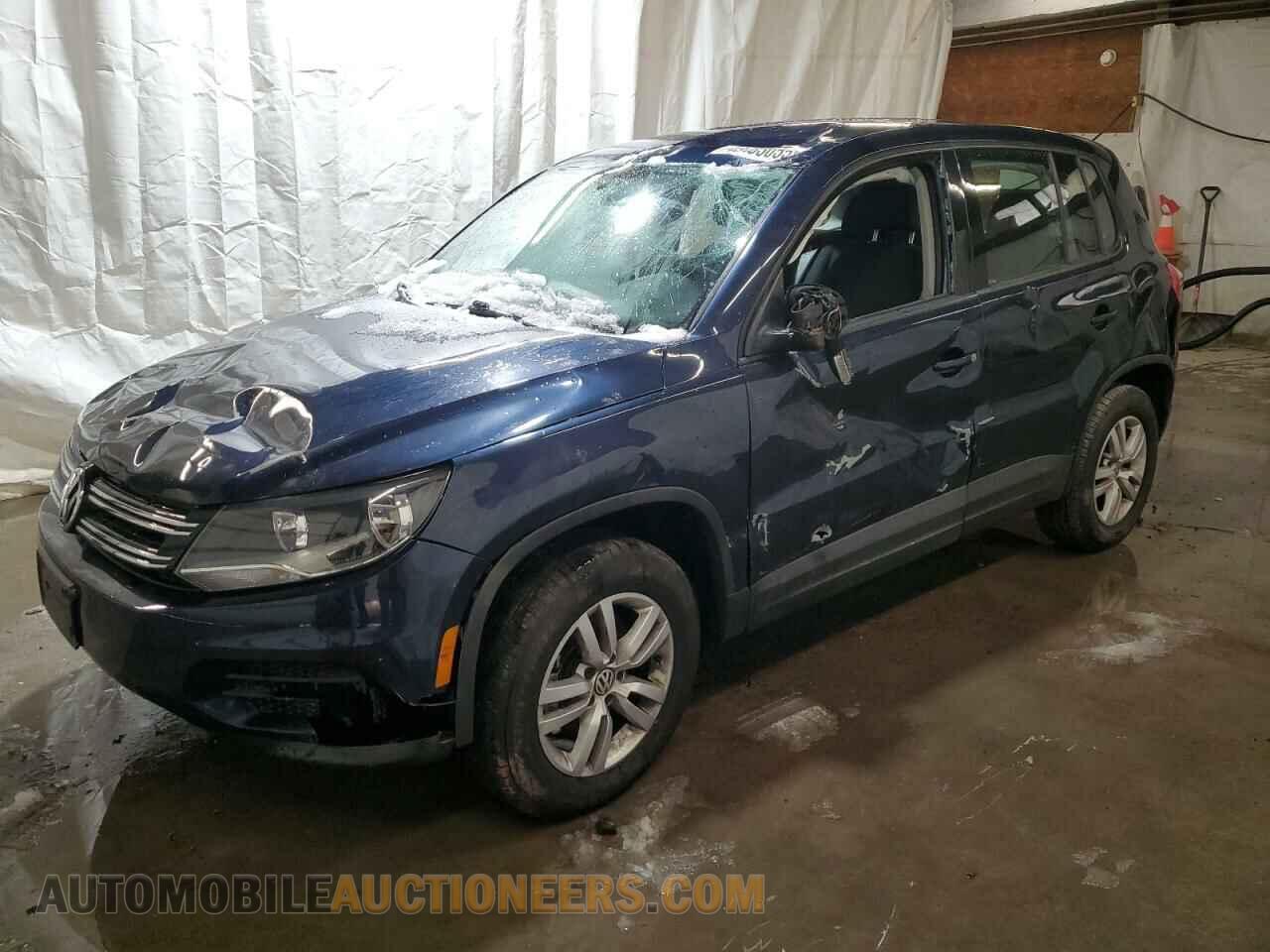 WVGAV3AX0EW511131 VOLKSWAGEN TIGUAN 2014