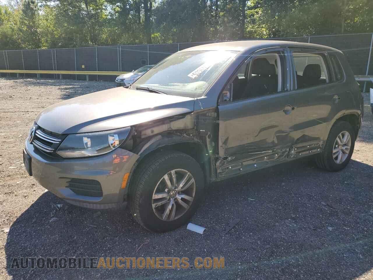 WVGAV3AX2EW558354 VOLKSWAGEN TIGUAN 2014