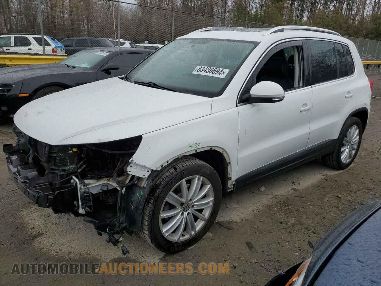 WVGAV3AX3EW577348 VOLKSWAGEN TIGUAN 2014