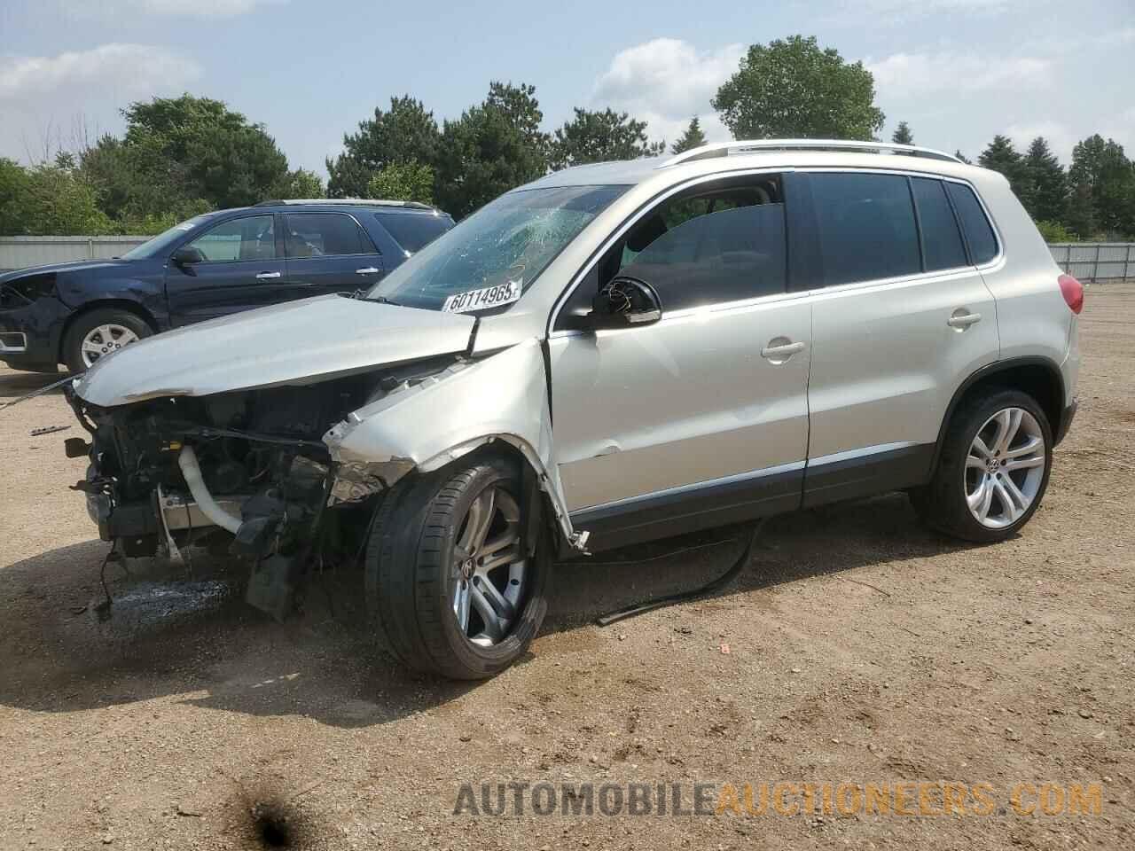 WVGAV3AX6DW588083 VOLKSWAGEN TIGUAN 2013